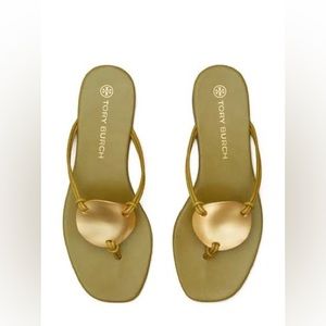 NWOT Patos Leather SandalTORY BURCH Island Palm sz 7